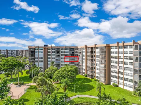 1200 Saint Charles Pl #509, Pembroke Pines, FL 33026