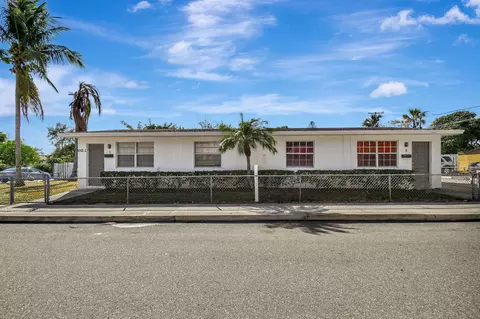 1001 S L St #1 & 2, Lake Worth Beach, FL 33460