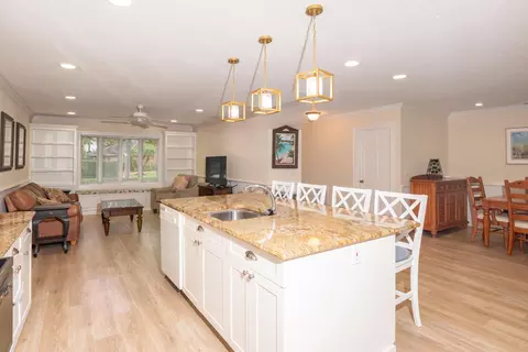 Kitchen - 2918 SE Fairway W, Stuart, FL 34997 photo 4 of 4