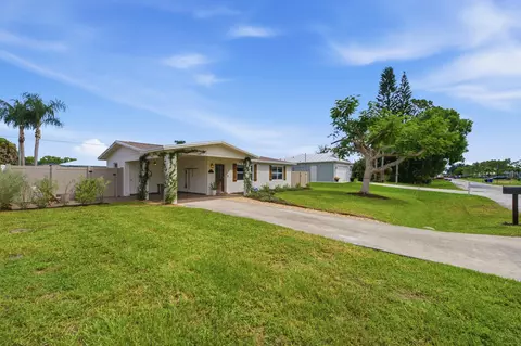 1803 SE Lafayette St, Stuart, FL 34997 photo 3