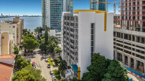 444 NE 30th St NE #903, Miami, FL 33137