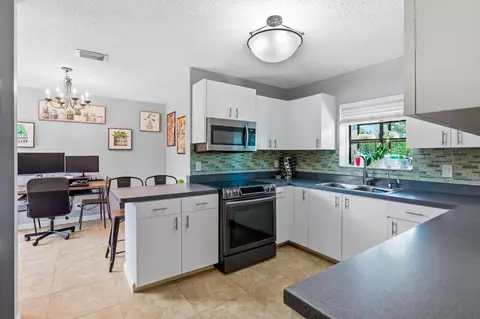 Kitchen - 204 Meadows Dr, Boynton Beach, FL 33436 photo 1 of 3
