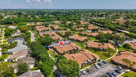 View/Area - 204 Meadows Dr, Boynton Beach, FL 33436 photo 2 of 7