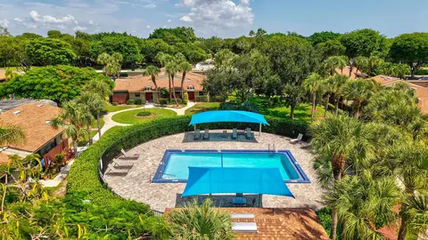 Exterior - 204 Meadows Dr, Boynton Beach, FL 33436 photo 11 of 14