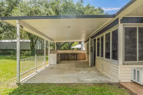 Exterior - 2428 SW 18th Ct, Okeechobee, FL 34974 photo 4 of 4