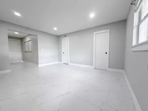 Living - 2428 SW 18th Ct, Okeechobee, FL 34974 photo 4 of 4
