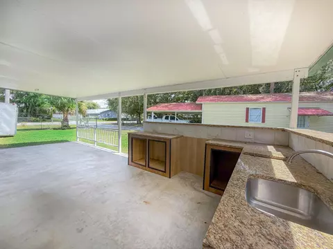 Exterior - 2428 SW 18th Ct, Okeechobee, FL 34974 photo 3 of 4