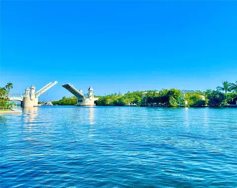 150 Horizon St E, Boynton Beach, FL 33435