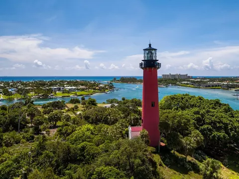 View/Area - 141 E Riverside Dr #6A, Jupiter, FL 33469 photo 3 of 6