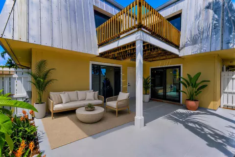 Exterior - 141 E Riverside Dr #6A, Jupiter, FL 33469 photo 2 of 7