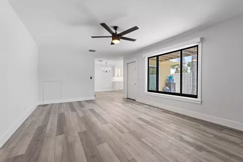 Living - 141 E Riverside Dr #6A, Jupiter, FL 33469 photo 1 of 1