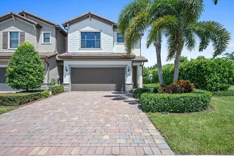 4606 San Fratello Cir, Lake Worth, FL 33467