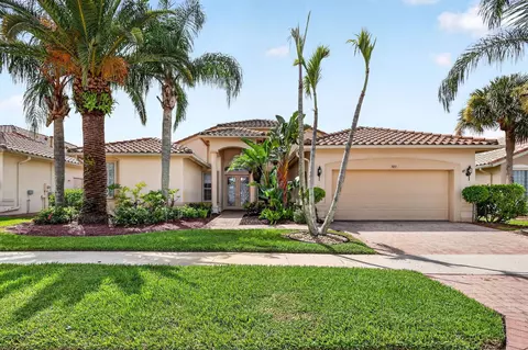 303 NW Bayside Ct, Port Saint Lucie, FL 34986