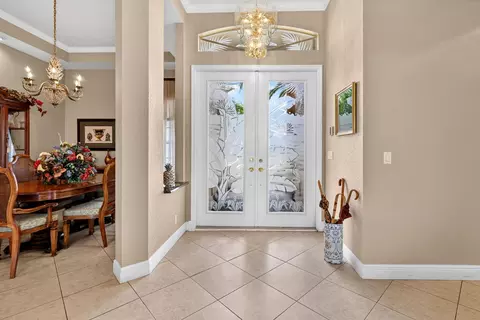 303 NW Bayside Ct, Port Saint Lucie, FL 34986