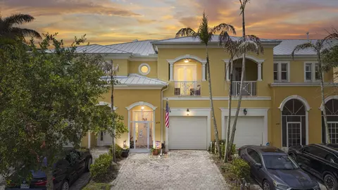 6179 NW Helmsdale Way, Port Saint Lucie, FL 34983