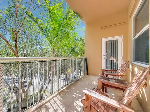 519 E Sheridan St #4042, Dania Beach, FL 33004