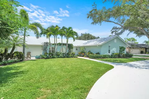 Exterior - 6176 Eagles Nest Dr, Jupiter, FL 33458 photo 2 of 22