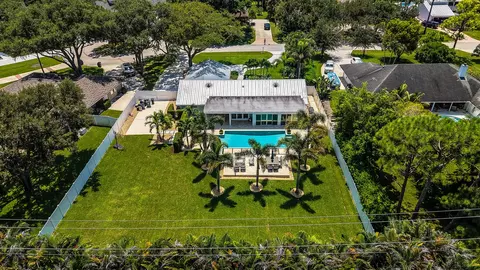 View/Area - 6176 Eagles Nest Dr, Jupiter, FL 33458 photo 5 of 7