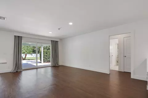 Living - 6176 Eagles Nest Dr, Jupiter, FL 33458 photo 10 of 12