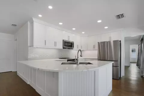 Kitchen - 6176 Eagles Nest Dr, Jupiter, FL 33458 photo 1 of 5