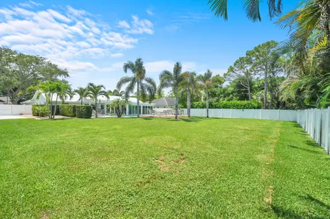 Exterior - 6176 Eagles Nest Dr, Jupiter, FL 33458 photo 11 of 22