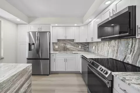 4020 W Palm Aire Dr #408, Pompano Beach, FL 33069