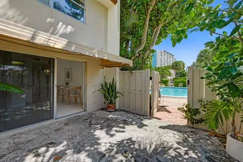 5555 N Ocean Blvd #17, Lauderdale By The Sea, FL 33308