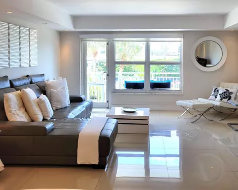 3000 E Sunrise Blvd #2B, Fort Lauderdale, FL 33304