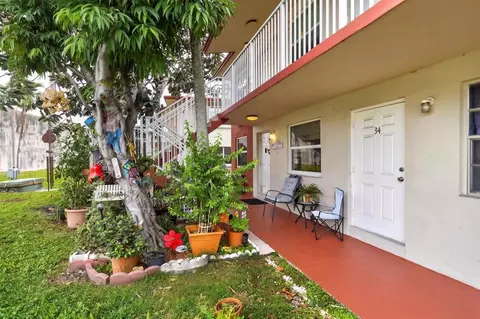 2918 Funston St #35B, Hollywood, FL 33020