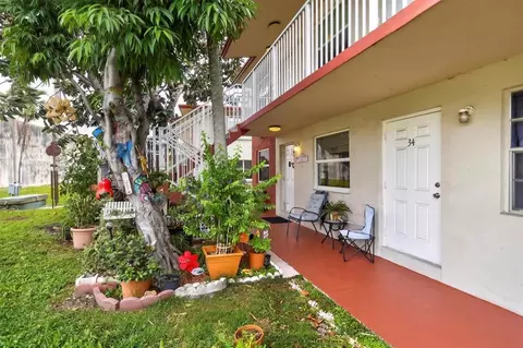 2918 Funston St #35B, Hollywood, FL 33020