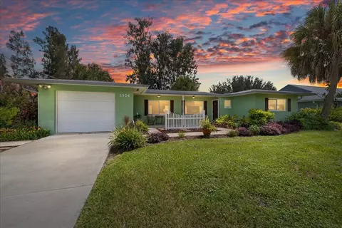 5904 Killarney Ave, Fort Pierce, FL 34951