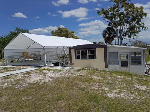 20020 NW 80th Dr, Okeechobee, FL 34972 photo 9