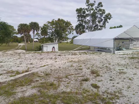 20020 NW 80th Dr, Okeechobee, FL 34972 photo 11