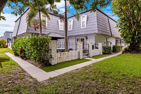 12039 Basin St N, Wellington, FL 33414