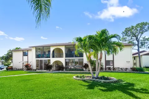 3589 La Aires Ct #A-2, Greenacres, FL 33463