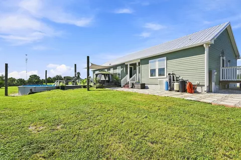 Exterior - 4944 NE 115th Pl, Okeechobee, FL 34972 photo 10 of 12