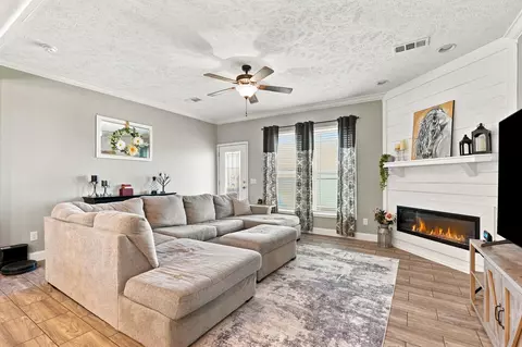 Living - 4944 NE 115th Pl, Okeechobee, FL 34972 photo 1 of 6
