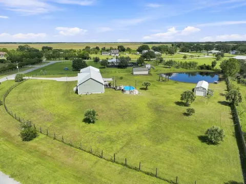 View/Area - 4944 NE 115th Pl, Okeechobee, FL 34972 photo 3 of 11