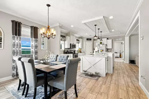 Dining - 4944 NE 115th Pl, Okeechobee, FL 34972 photo 1 of 2