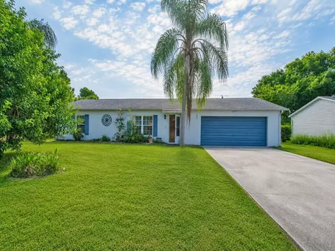 689 Caballero Ave SE, Palm Bay, FL 32909