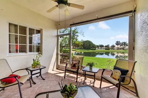 2356 Windjammer Way, West Palm Beach, FL 33411