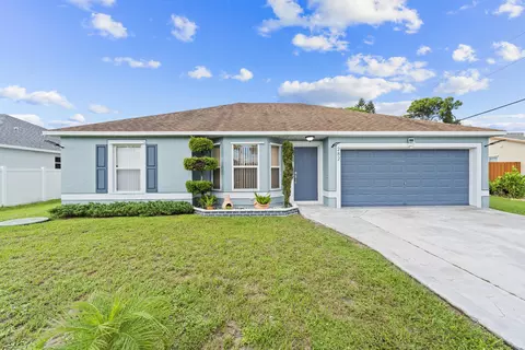 282 SE Walsh Ter, Port Saint Lucie, FL 34983