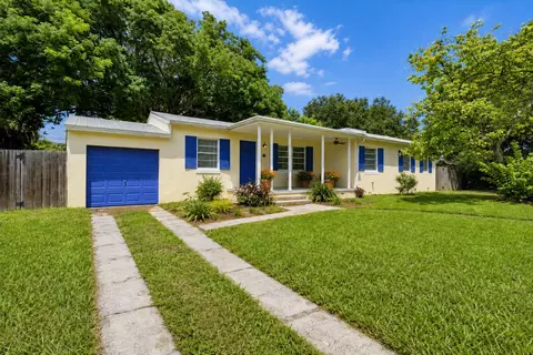 1054 Trinidad Ave, Fort Pierce, FL 34982