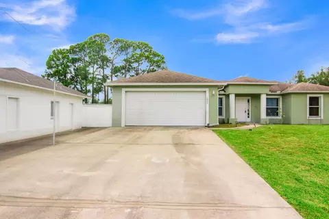 1002 SW Romaine Ln, Port Saint Lucie, FL 34953