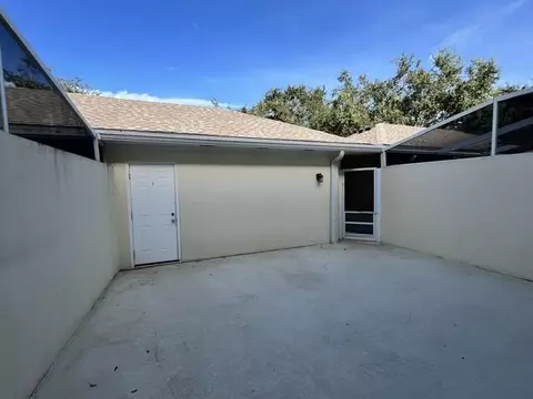 Exterior - 109 Ashley Ct, Jupiter, FL 33458 photo 5 of 6