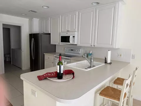 Kitchen - 109 Ashley Ct, Jupiter, FL 33458 photo 1 of 3
