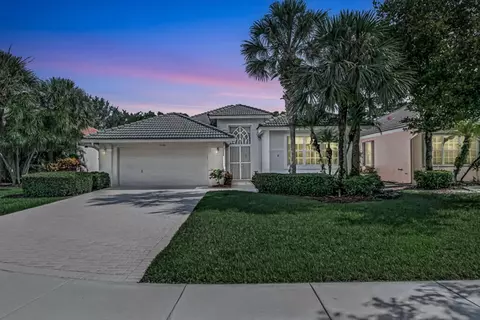 9152 Bay Harbour Cir, West Palm Beach, FL 33411