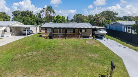 3301 SE 28th St SE, Okeechobee, FL 34974 photo 4