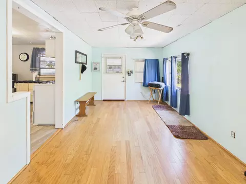 Living - 10601 SE 125th Trl, Okeechobee, FL 34974 photo 1 of 4
