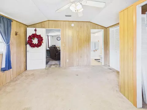Bedroom - 10601 SE 125th Trl, Okeechobee, FL 34974 photo 2 of 4